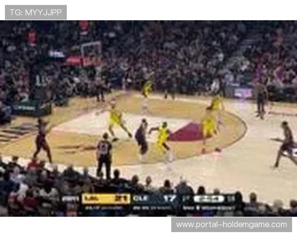 北京队双控卫策动快攻，连续挡拆创造空位机会